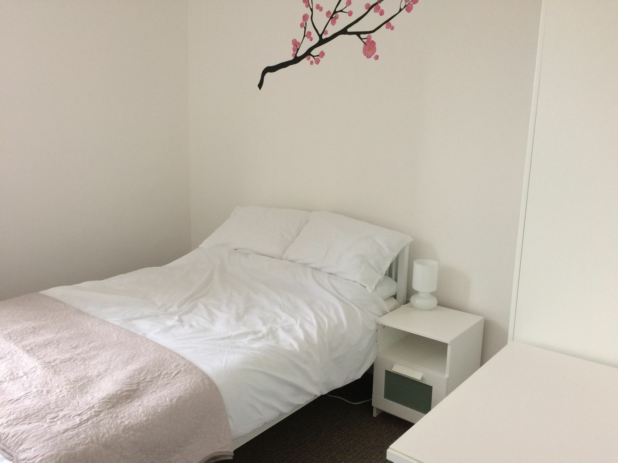 Regent Serviced Suites 唐克斯特 外观 照片